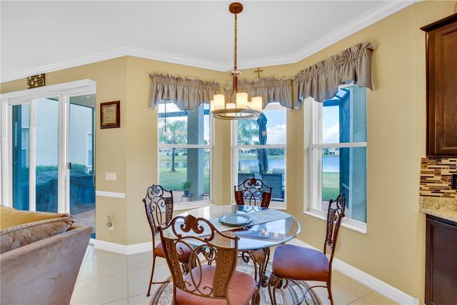 1815 Spotted Owl Drive SW, Vero Beach, FL 32962