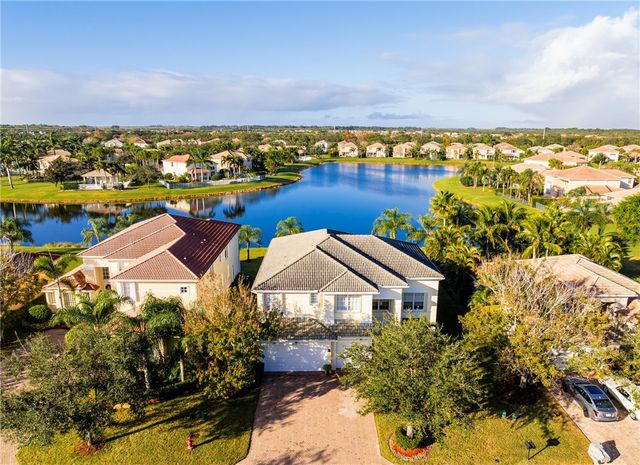 1815 Spotted Owl Drive SW, Vero Beach, FL 32962