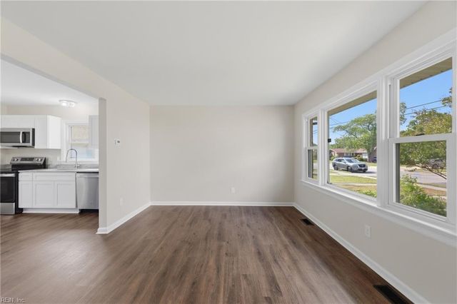 1107 Easterly AVE, Hampton, VA 23669