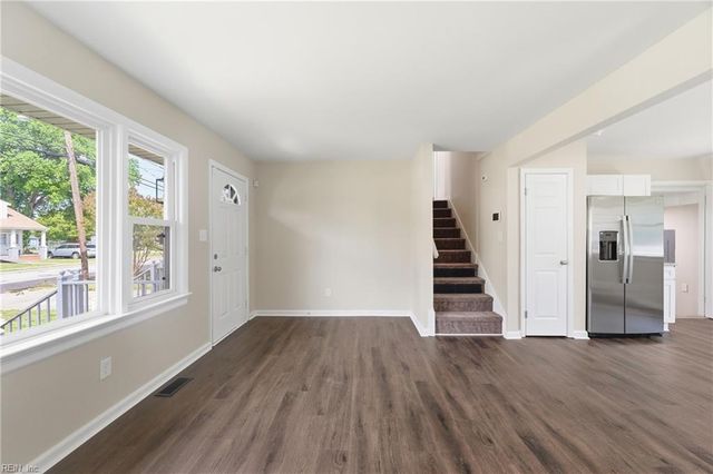 1107 Easterly AVE, Hampton, VA 23669