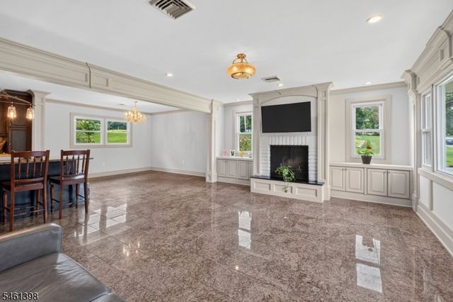 105 Jacksonville Rd, Lincoln Park Boro, NJ 07035