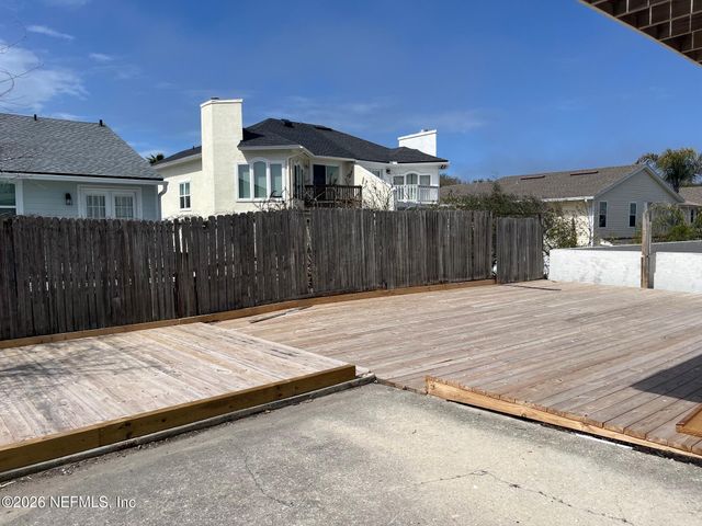 2337 1ST Avenue, Fernandina Beach, FL 32034