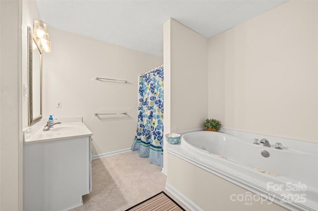 73 The Old Run Road, Fairview, NC 28730