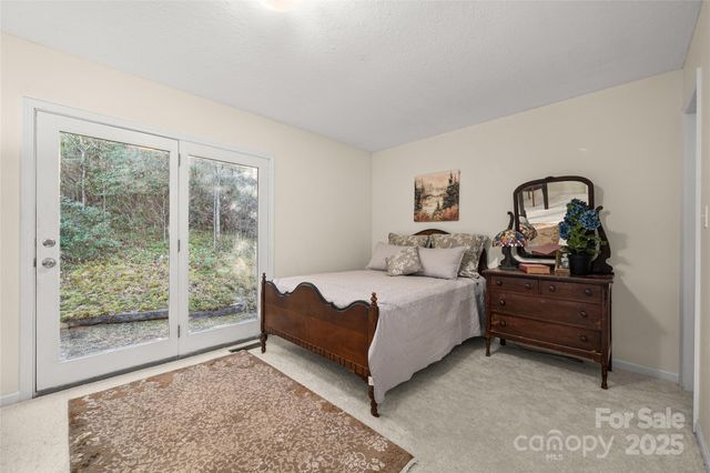 73 The Old Run Road, Fairview, NC 28730