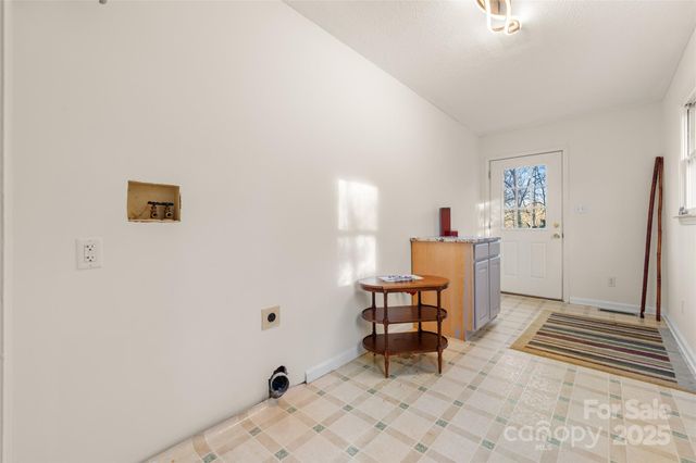 73 The Old Run Road, Fairview, NC 28730