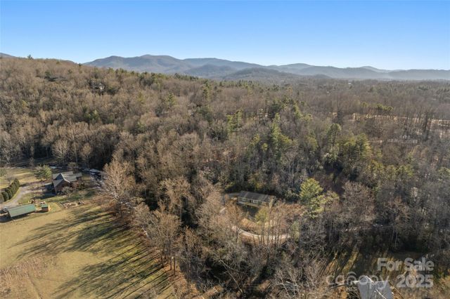 73 The Old Run Road, Fairview, NC 28730