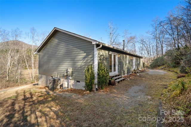 73 The Old Run Road, Fairview, NC 28730
