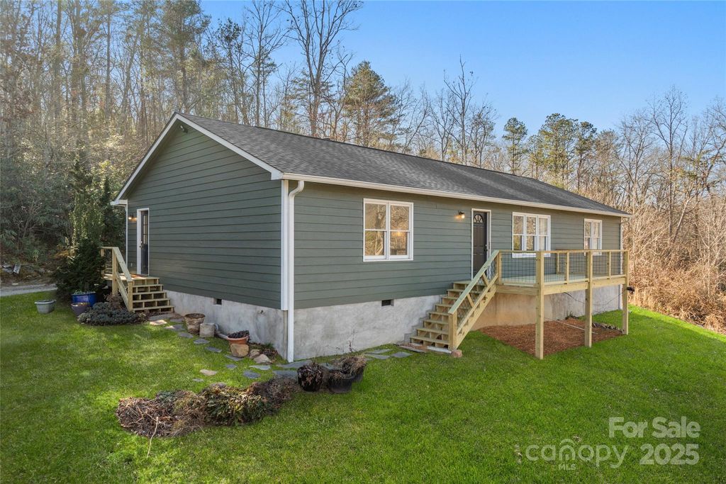 73 The Old Run Road, Fairview, NC 28730