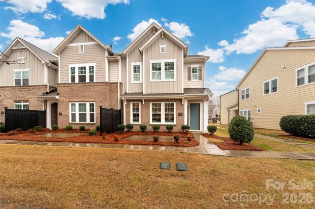 10026 Wayfair Meadow Court, Charlotte, NC 28277