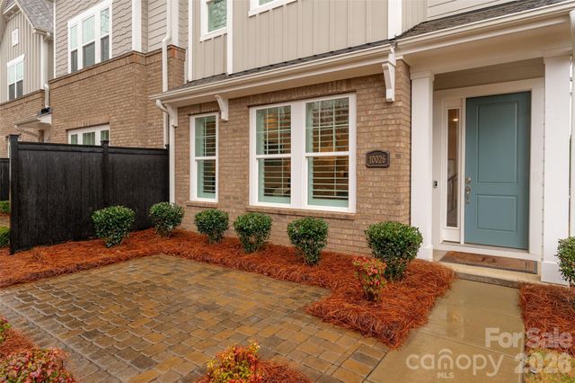 10026 Wayfair Meadow Court, Charlotte, NC 28277