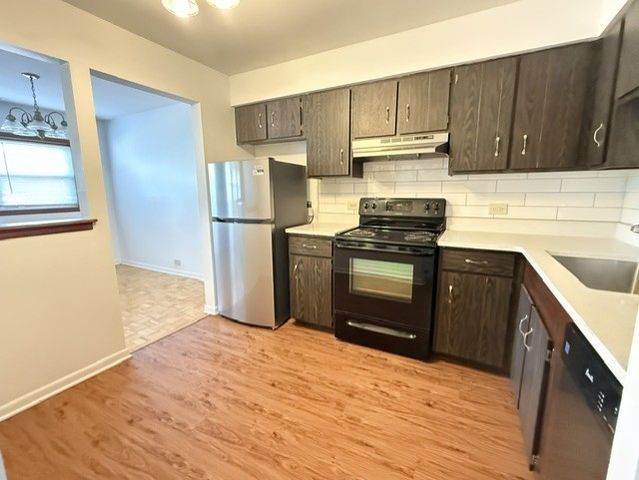 5240 Galitz Street 105, Skokie, IL 60077