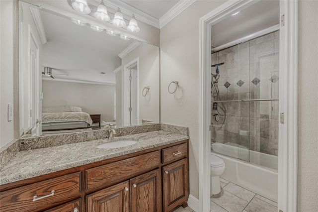 8303 Loralinda DR, Austin, TX 78753