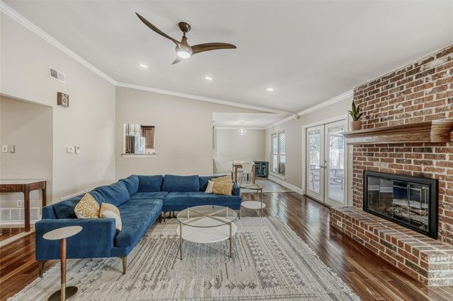 8303 Loralinda DR, Austin, TX 78753