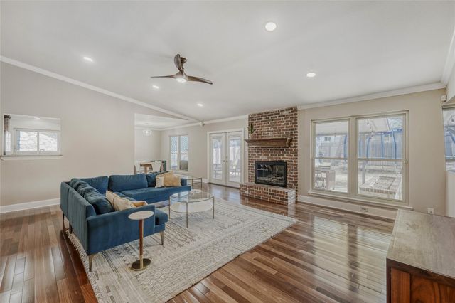 8303 Loralinda DR, Austin, TX 78753