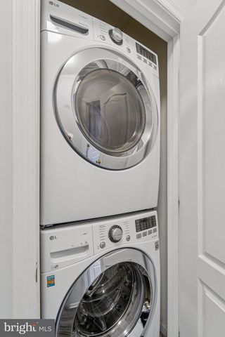 5611 HARTFIELD AVE, Suitland, MD 20746