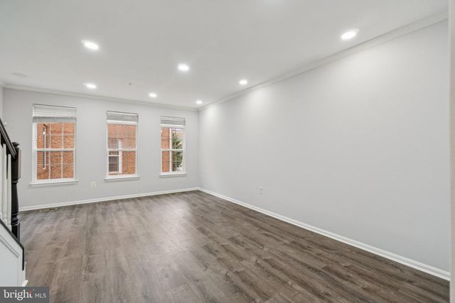 5611 HARTFIELD AVE, Suitland, MD 20746