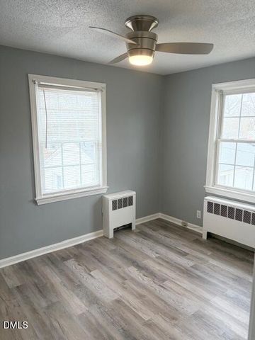 1400 Roslyn Drive Unit 20c, Burlington, NC 27215