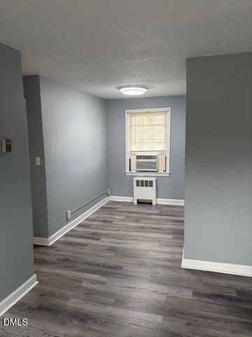 1400 Roslyn Drive Unit 20c, Burlington, NC 27215