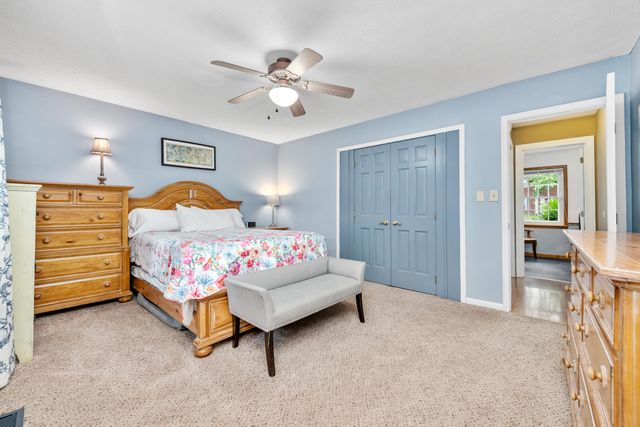 303 Center Park Drive, Florence, KY 41042