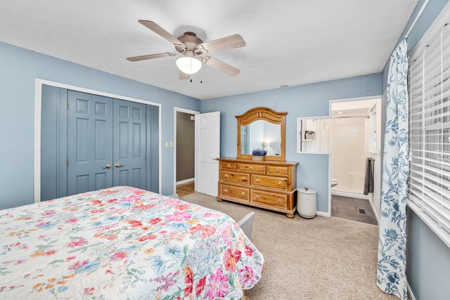 303 Center Park Drive, Florence, KY 41042