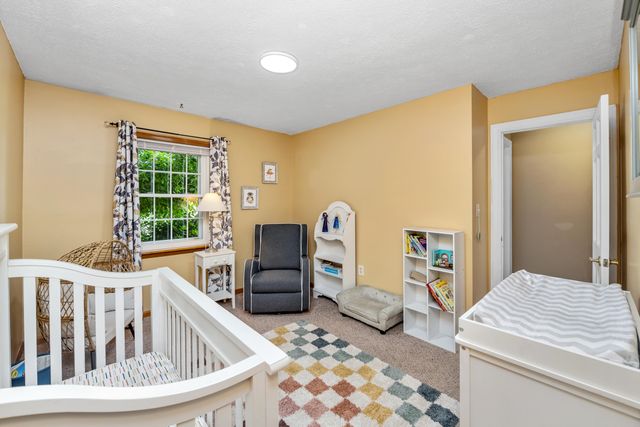 303 Center Park Drive, Florence, KY 41042
