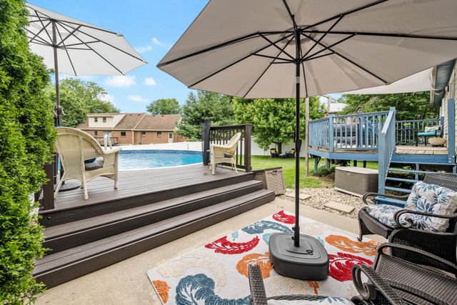 303 Center Park Drive, Florence, KY 41042