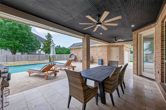 13510 Cascade Caverns Court, Houston, TX 77044
