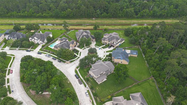 13510 Cascade Caverns Court, Houston, TX 77044