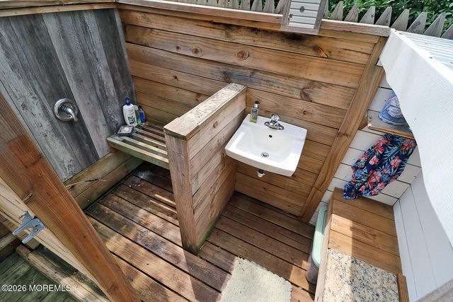 76 Maine Street, Toms River, NJ 08753