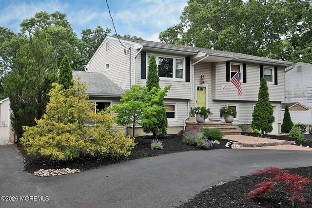 76 Maine Street, Toms River, NJ 08753