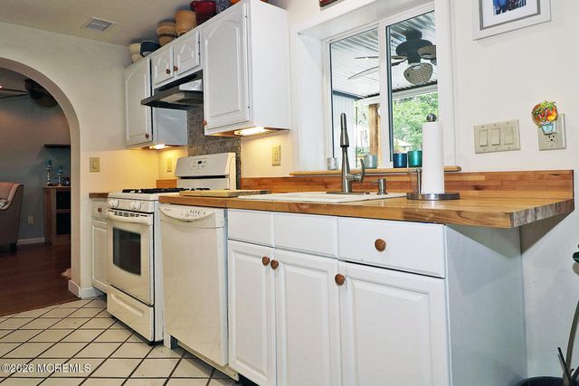 76 Maine Street, Toms River, NJ 08753