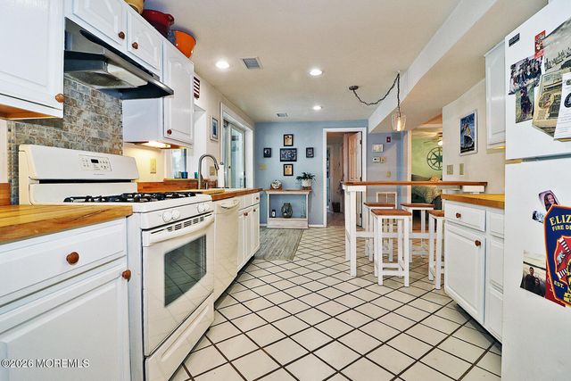 76 Maine Street, Toms River, NJ 08753