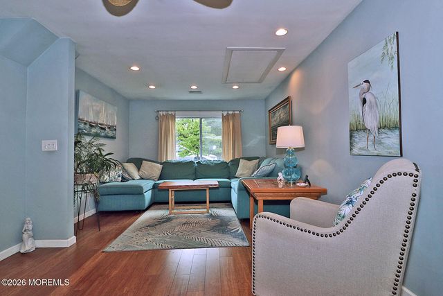 76 Maine Street, Toms River, NJ 08753
