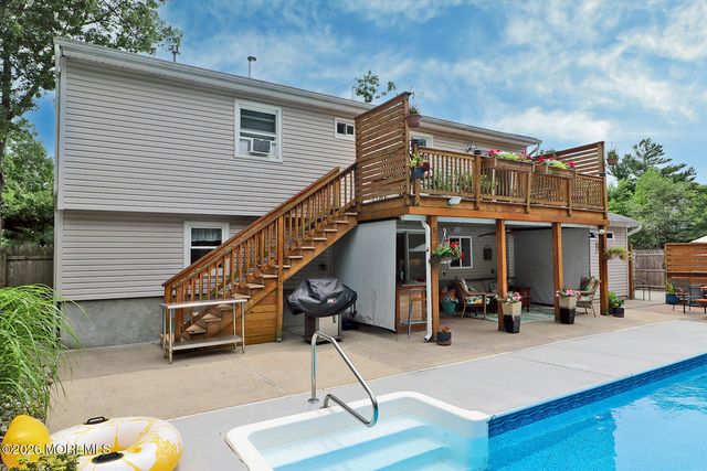76 Maine Street, Toms River, NJ 08753