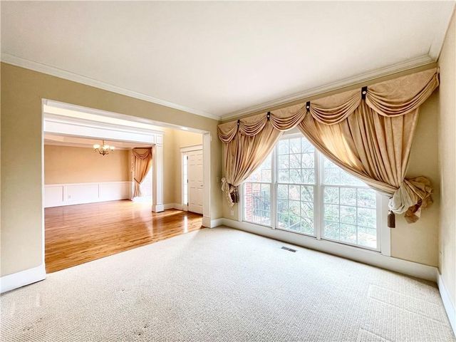 555 Vinings Springs Drive SE, Mableton, GA 30126