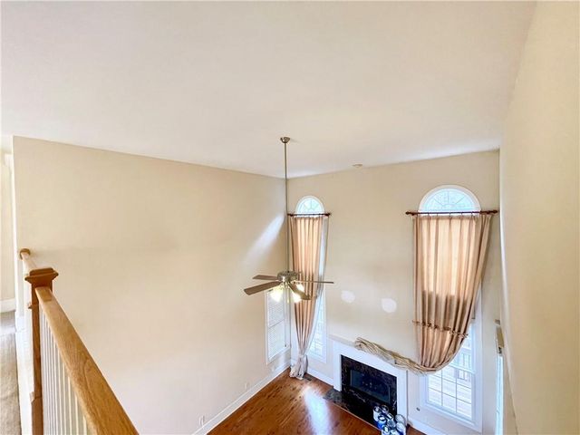 555 Vinings Springs Drive SE, Mableton, GA 30126