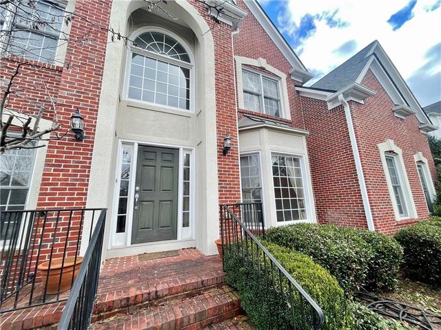 555 Vinings Springs Drive SE, Mableton, GA 30126