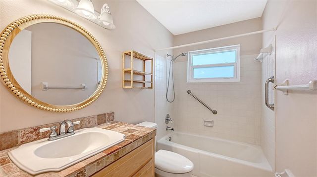 1024 DEER RUN, Venice, FL 34293