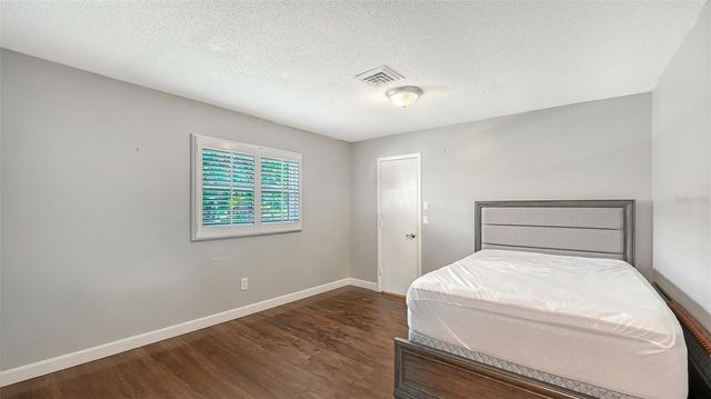 1024 DEER RUN, Venice, FL 34293