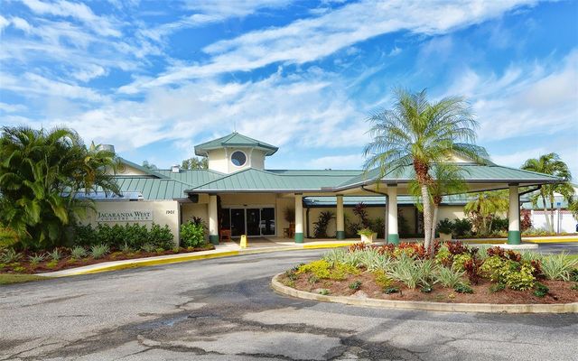 1024 DEER RUN, Venice, FL 34293