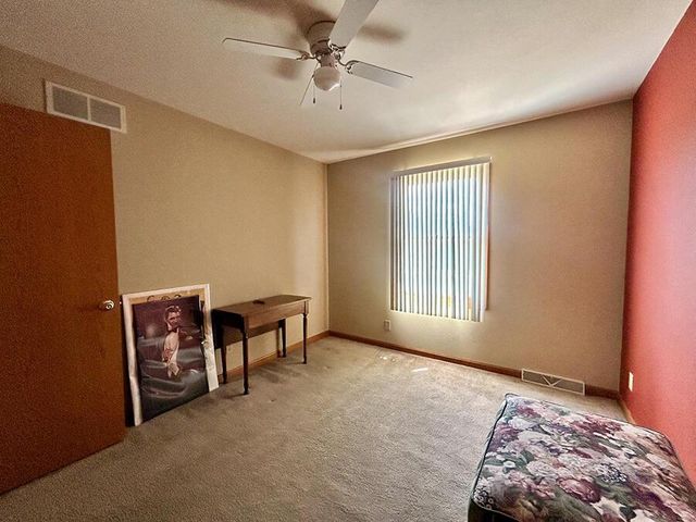 2215 28 th AVENUE, Kenosha, WI 53140