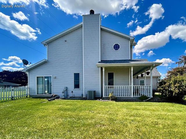 2215 28 th AVENUE, Kenosha, WI 53140
