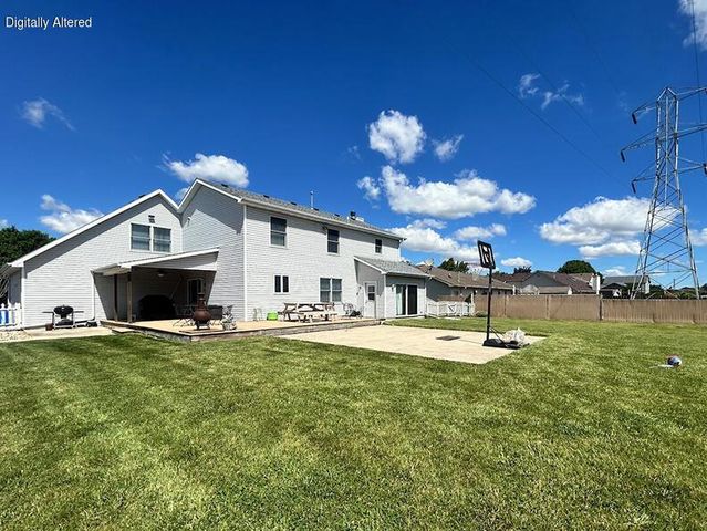 2215 28 th AVENUE, Kenosha, WI 53140