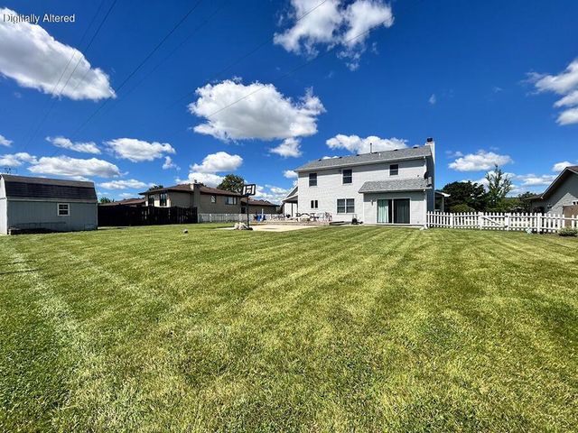 2215 28 th AVENUE, Kenosha, WI 53140