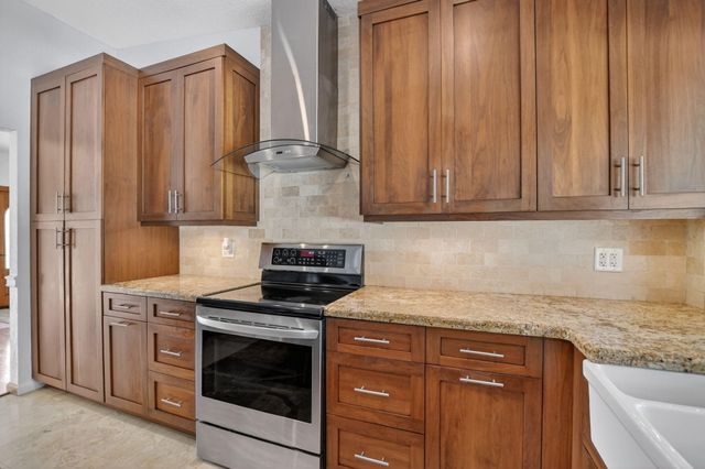 20876 Sugarloaf Lane, Boca Raton, FL 33428