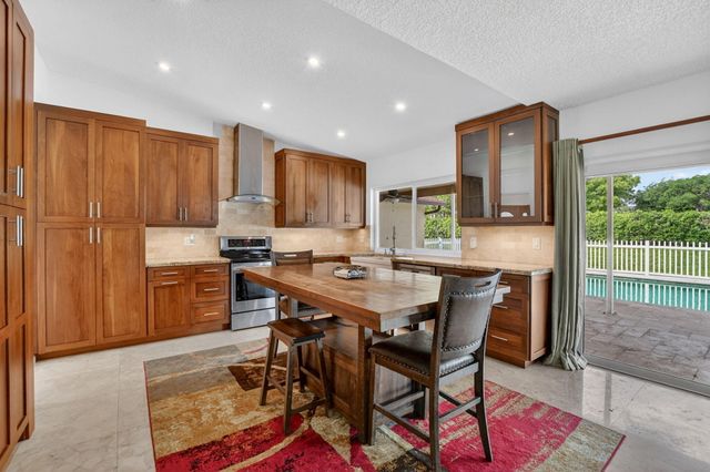 20876 Sugarloaf Lane, Boca Raton, FL 33428