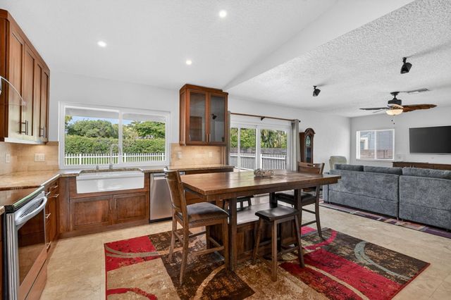 20876 Sugarloaf Lane, Boca Raton, FL 33428