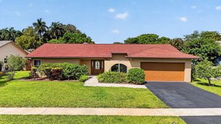 20876 Sugarloaf Lane, Boca Raton, FL 33428