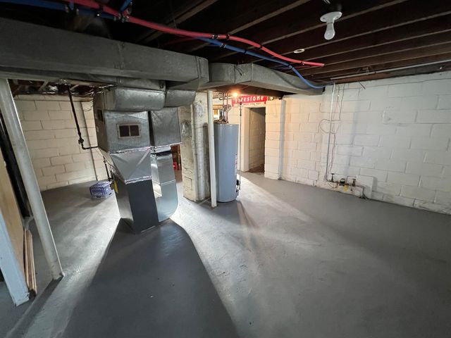 8269 Rivard Avenue, Warren, MI 48089