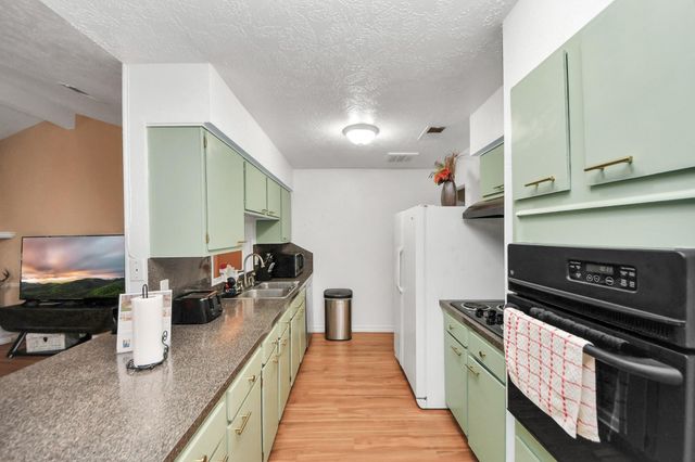 23127 Harpergate Drive, Spring, TX 77373